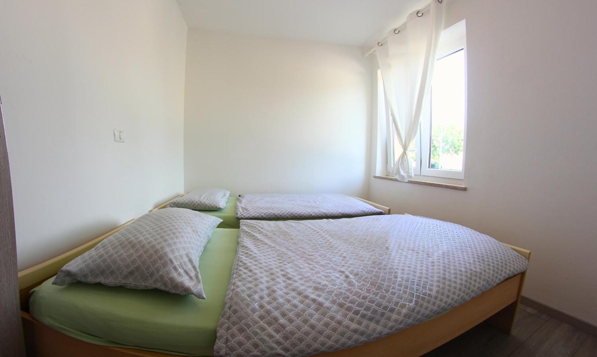 Apartments Goltes Lovrečica Eksteriør bilde