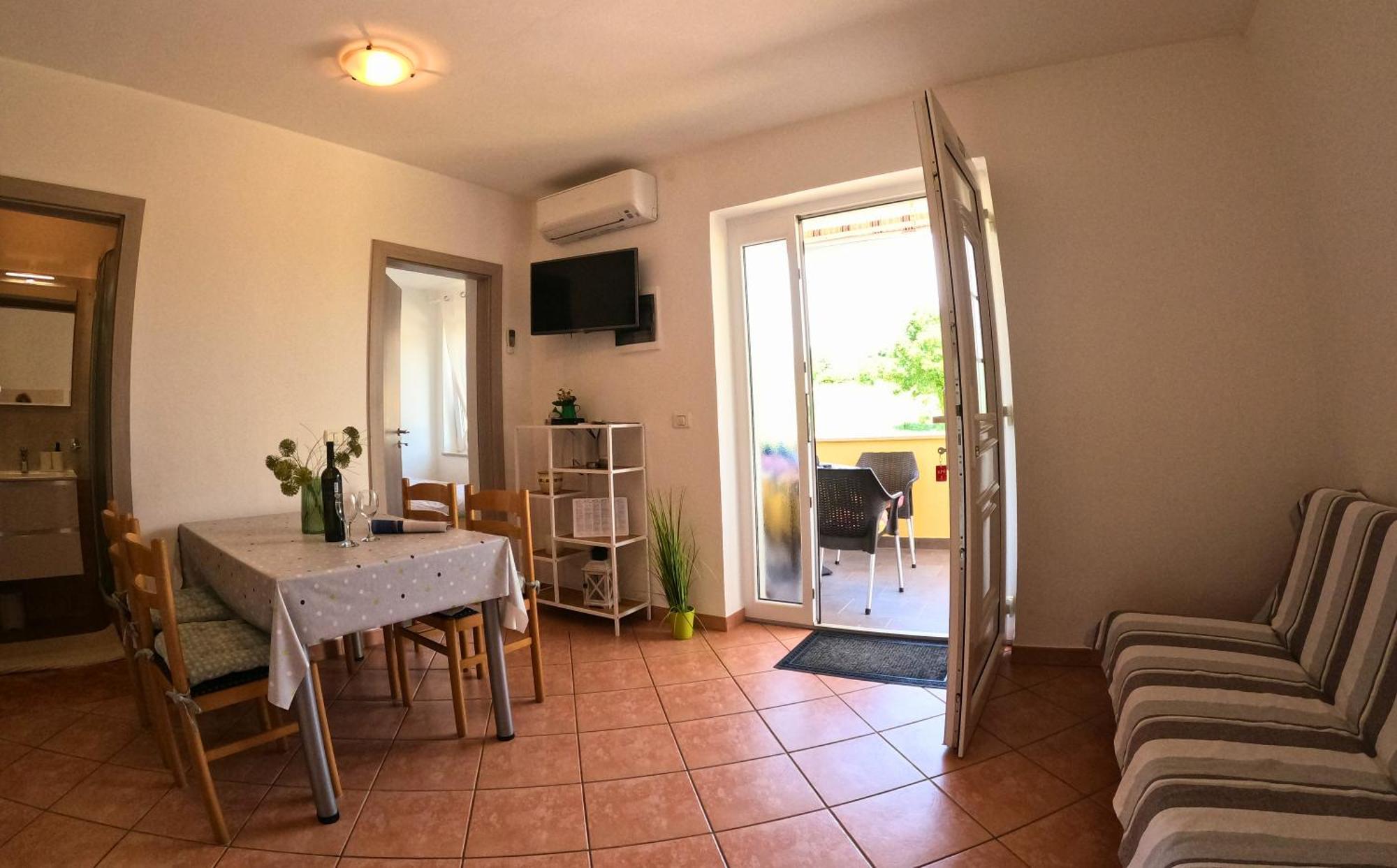 Apartments Goltes Lovrečica Eksteriør bilde