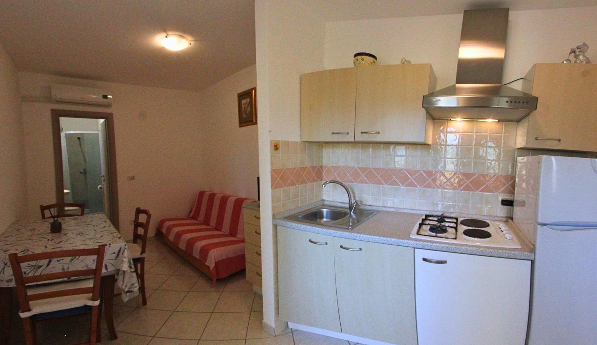 Apartments Goltes Lovrečica Eksteriør bilde
