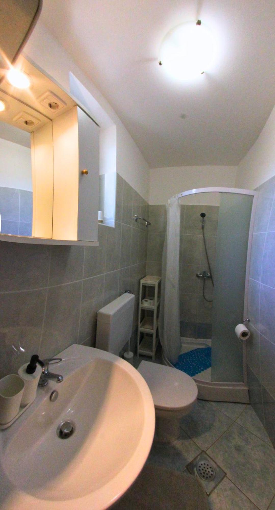 Apartments Goltes Lovrečica Eksteriør bilde